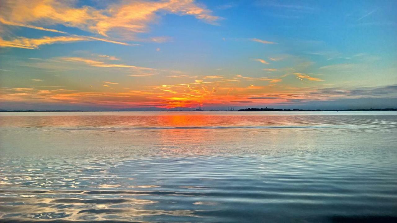 Appartamento Alla Riviera Venedig-Lido Exteriör bild